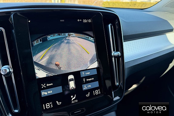Volvo XC40 14 of 15