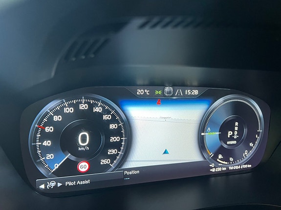 Volvo XC60 19 of 25