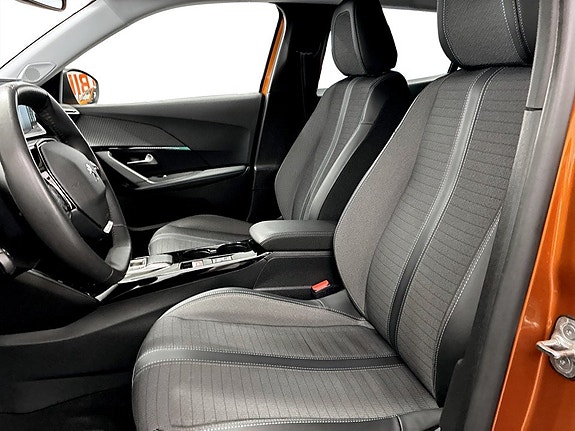 Peugeot 2008 4 of 5