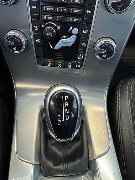 Volvo V60 18 of 28