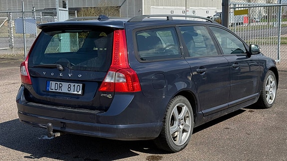 Volvo V70 4 of 30