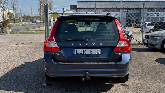 Volvo V70 5 of 30