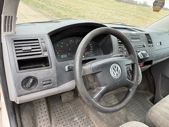Volkswagen Transporter 8 of 9