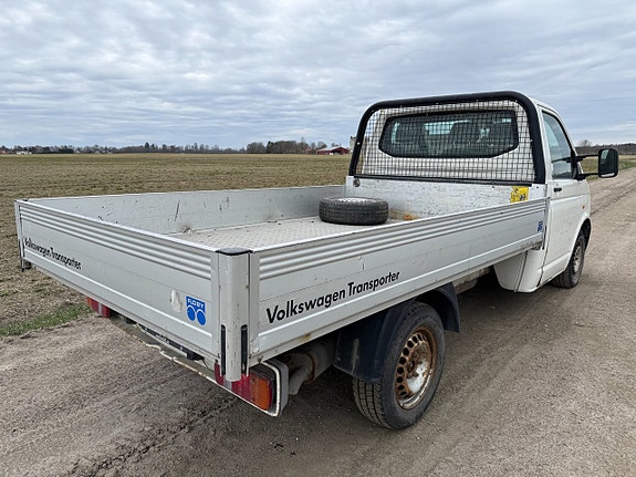 Volkswagen Transporter 3 of 5
