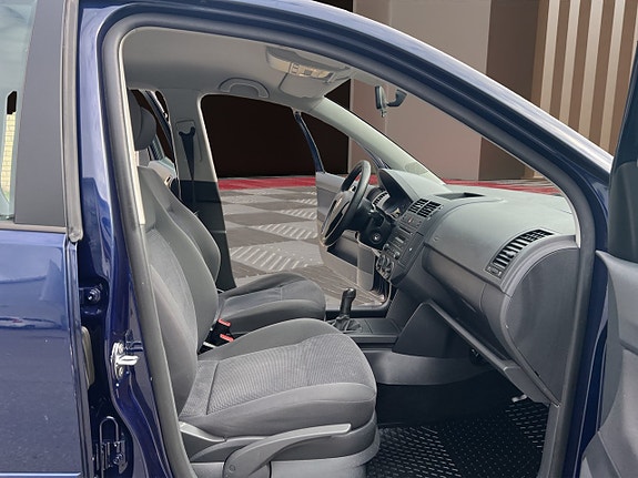 Volkswagen Polo 15 of 16