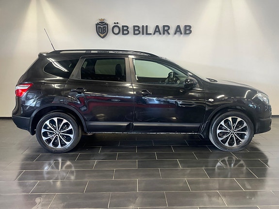 Nissan Qashqai+2 2 of 5