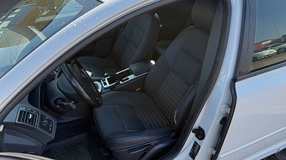 Volvo V50 9 of 27