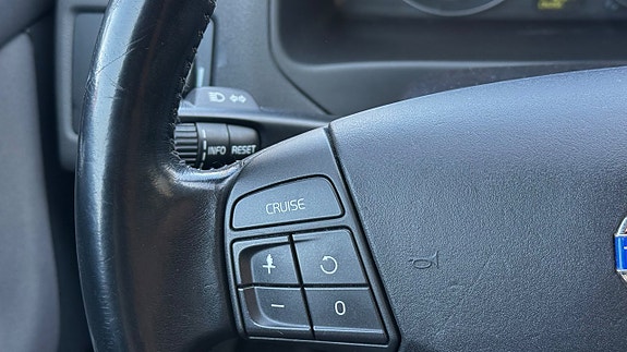 Volvo V50 14 of 27