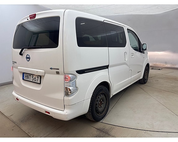 Nissan e-NV200 10 of 22
