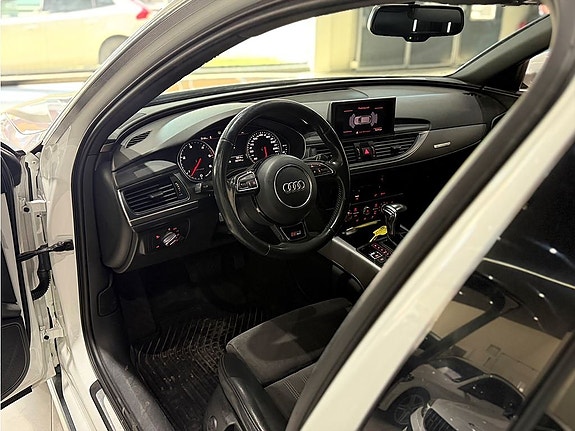 Audi A6 allroad 6 of 12
