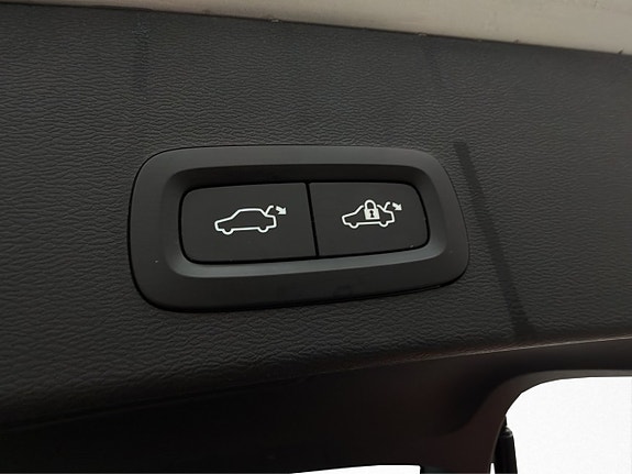 Volvo XC40 23 of 27