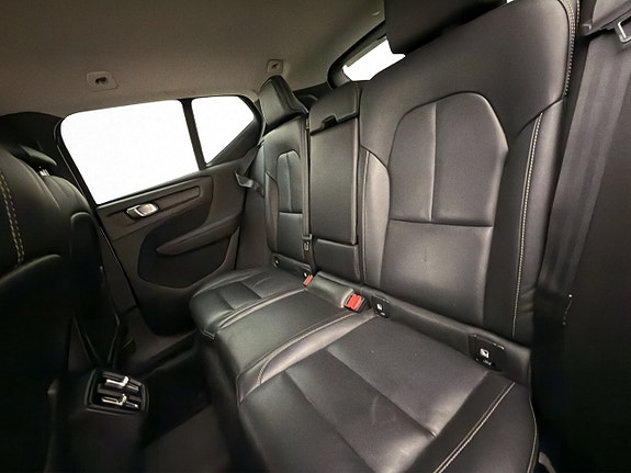 Volvo XC40 21 of 27