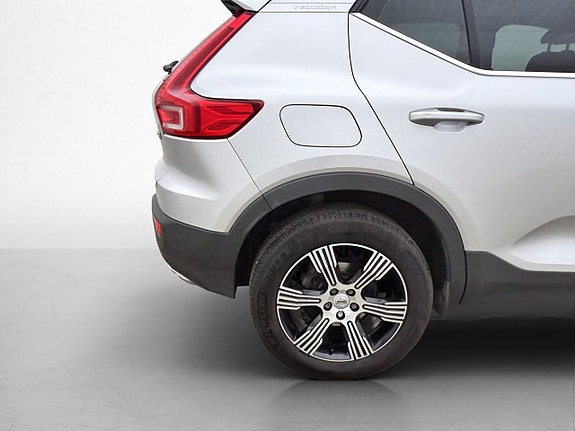 Volvo XC40 24 of 27