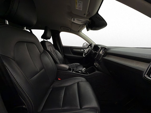Volvo XC40 20 of 27