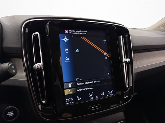 Volvo XC40 15 of 27