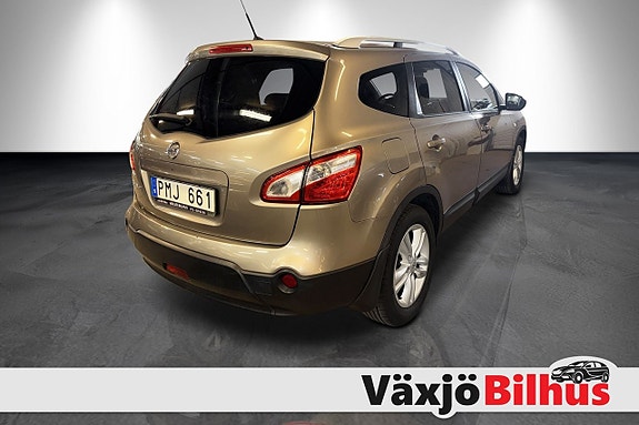 Nissan Qashqai+2 2 of 5
