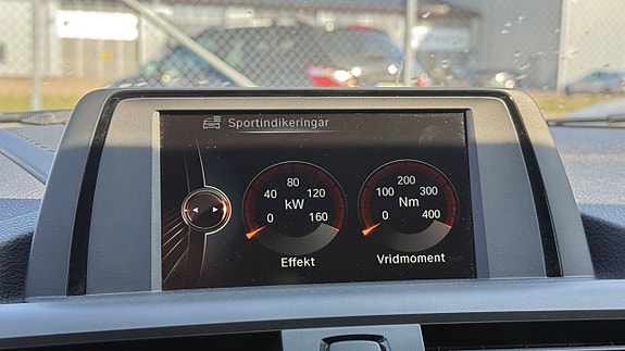 BMW 118d 29 of 30