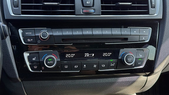 BMW 118d 17 of 30
