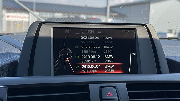 BMW 118d 27 of 30