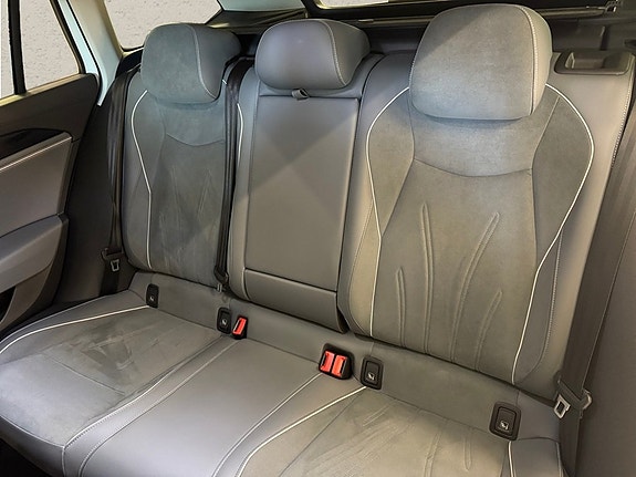 Volkswagen Passat 7 of 8
