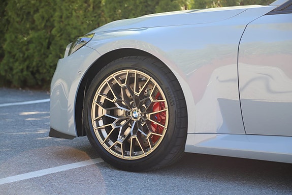 BMW M2 4 of 5