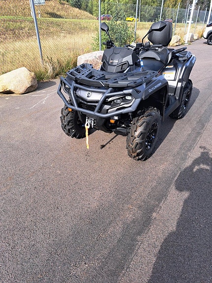 Can-Am Outlander Max XU+