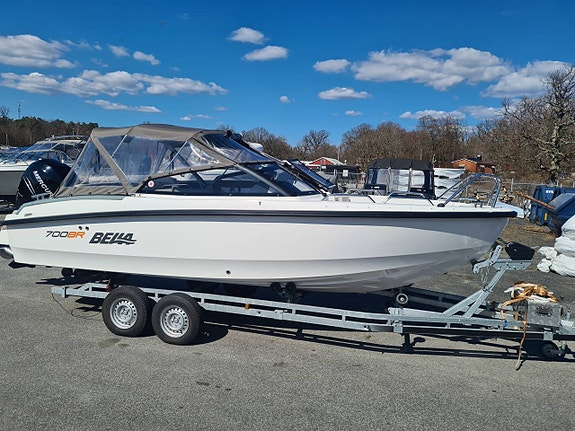 Bella 700 BR Mercury F300 Verado 2017