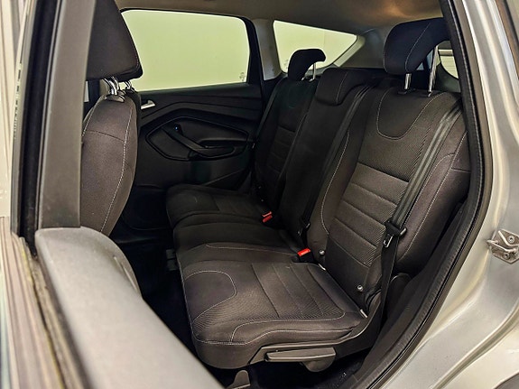 Ford Kuga 5 of 7