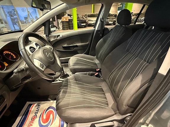 Opel Corsa 8 of 12