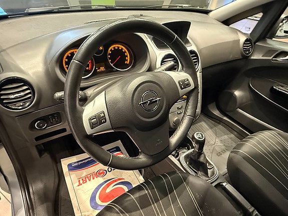 Opel Corsa 9 of 12