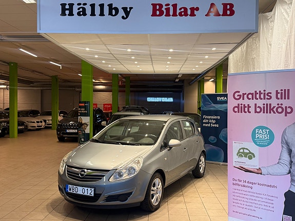 Opel Corsa 2 of 5
