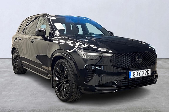Volvo XC90 6 of 24