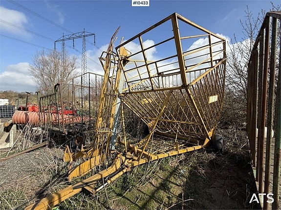 Självlastande balvagn Mullerup BV (23,000:- ex moms)