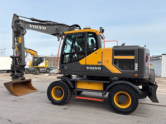 Volvo EW 160 E