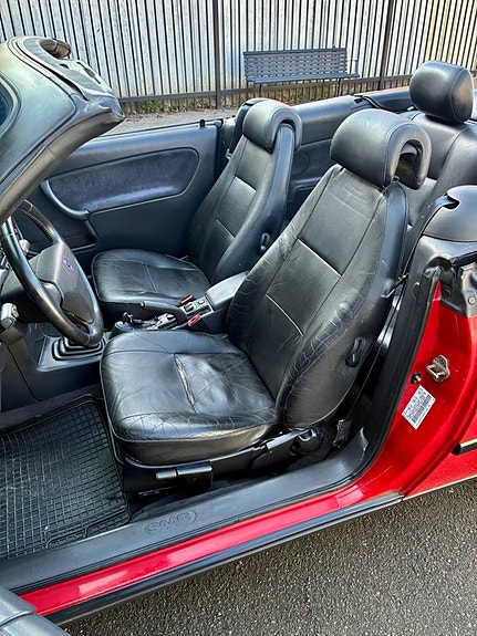 Saab 900 7 of 10