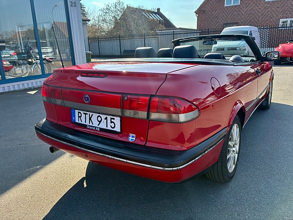 Saab 900 4 of 10