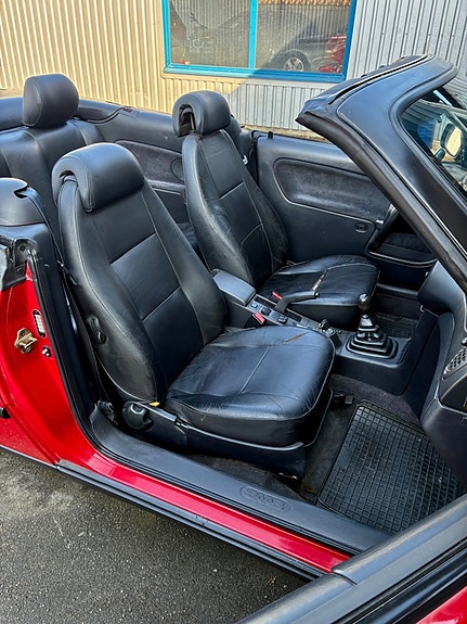 Saab 900 8 of 10