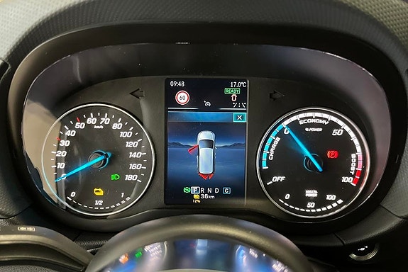 Mercedes-Benz eCitan 10 of 14