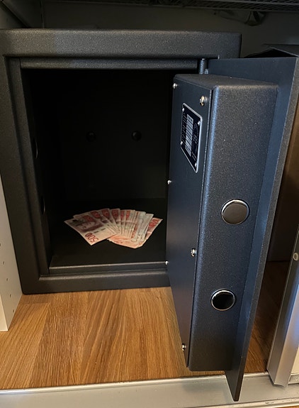 Product image 3 of 6