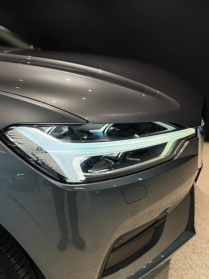 Volvo XC60 6 of 19