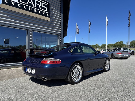 Porsche 911 3 of 5