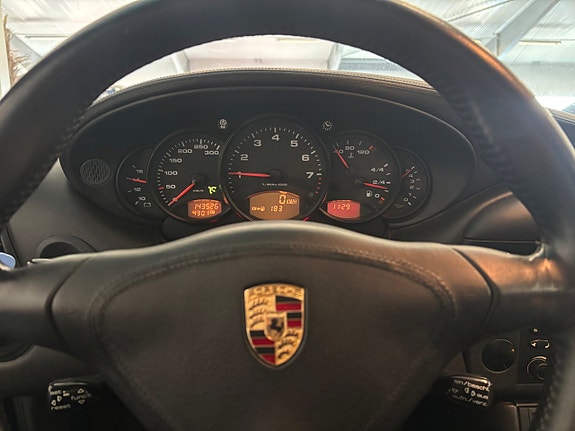 Porsche 911 9 of 14