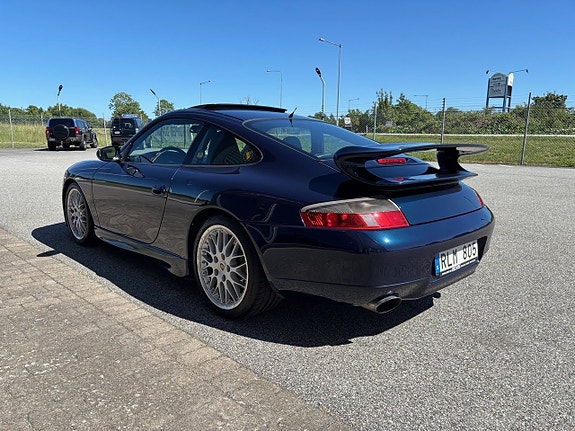 Porsche 911 6 of 14