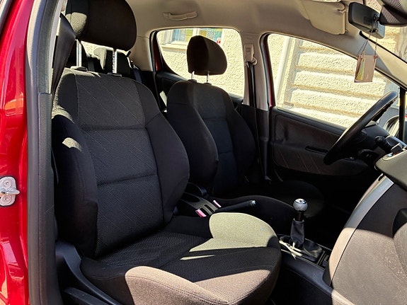 Peugeot 207 20 of 23