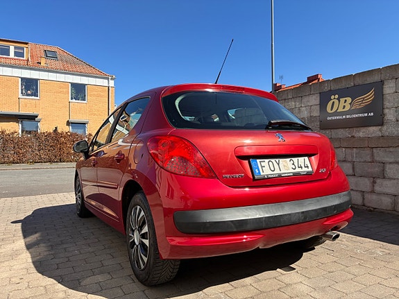 Peugeot 207 11 of 23