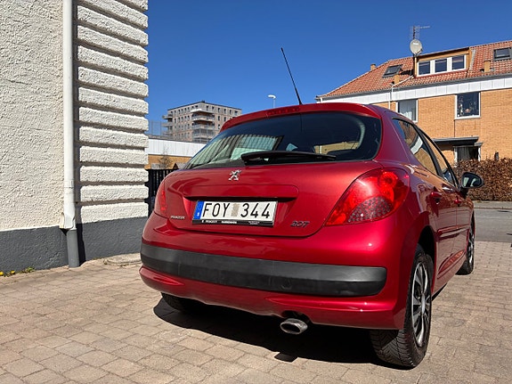 Peugeot 207 10 of 23