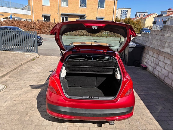 Peugeot 207 12 of 23