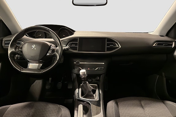 Peugeot 308 SW 12 of 17