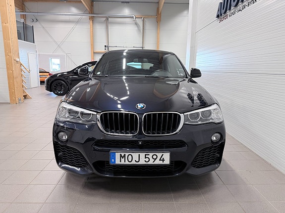 BMW X4 2 of 19