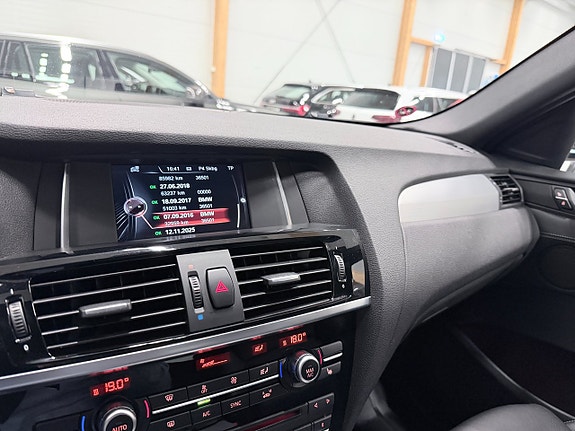 BMW X4 13 of 19